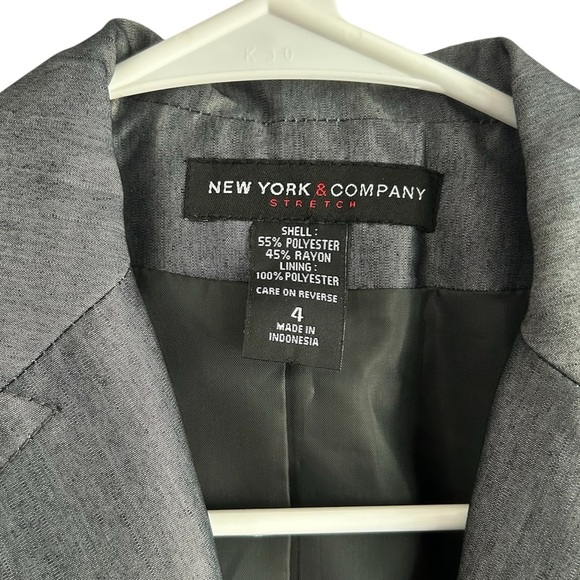 New York & Company Charcoal Gray Blazer • Used • Size: 4 - Picture 2 of 4